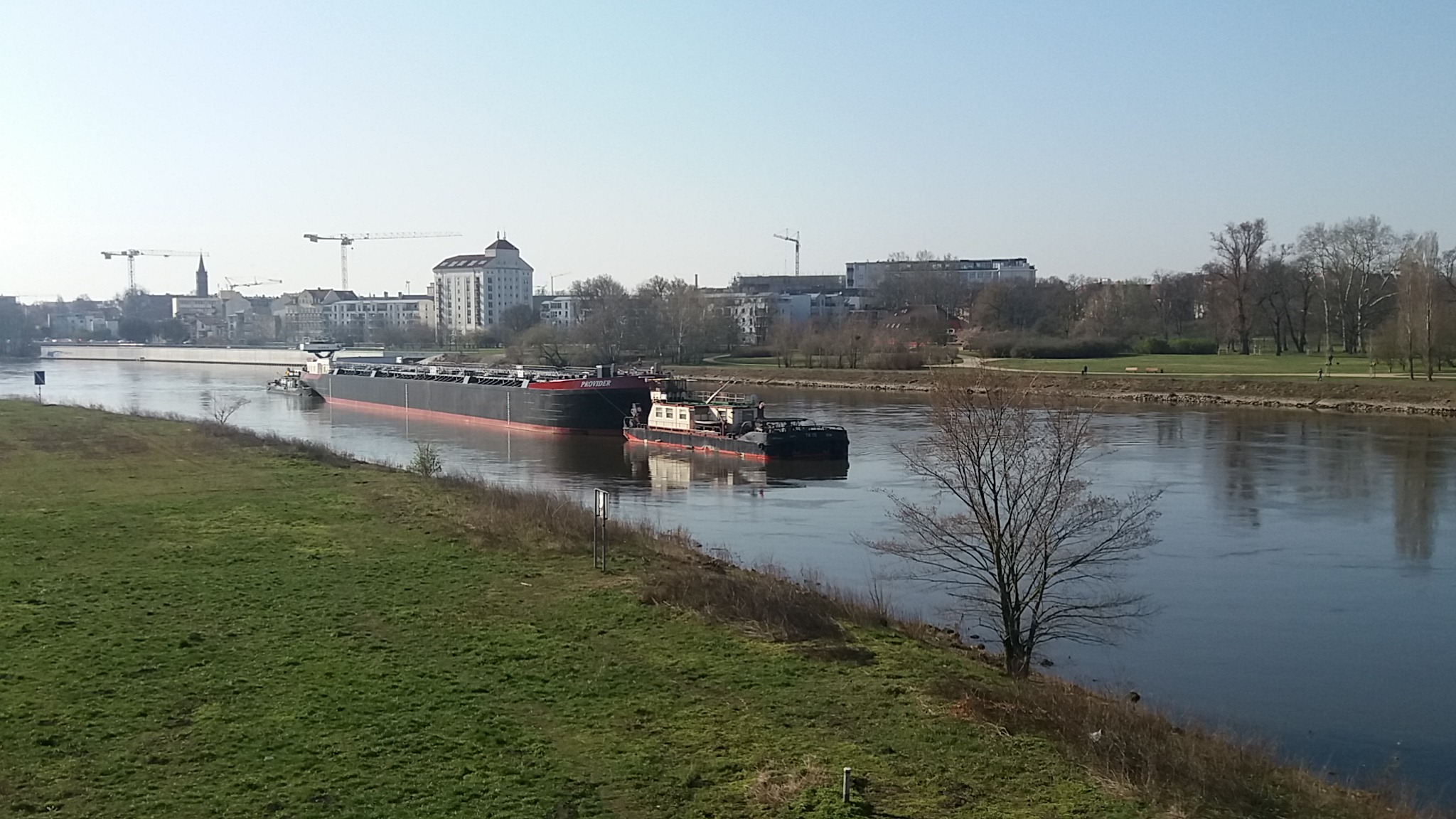 Elbe beweist Leistungsfähigkeit als Transportweg